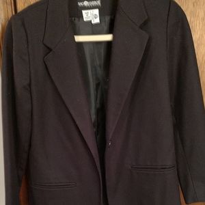 Lovely Sag Harbor Blazer